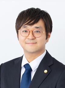 弁護士　松本侑樹