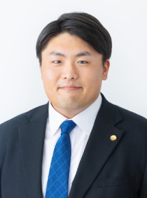 弁護士 三浦 綾介